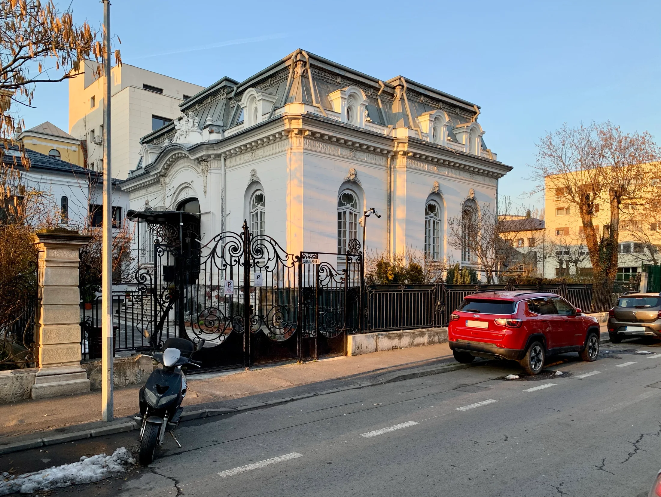Pensiunea Octogon, Dumbrava Roșie